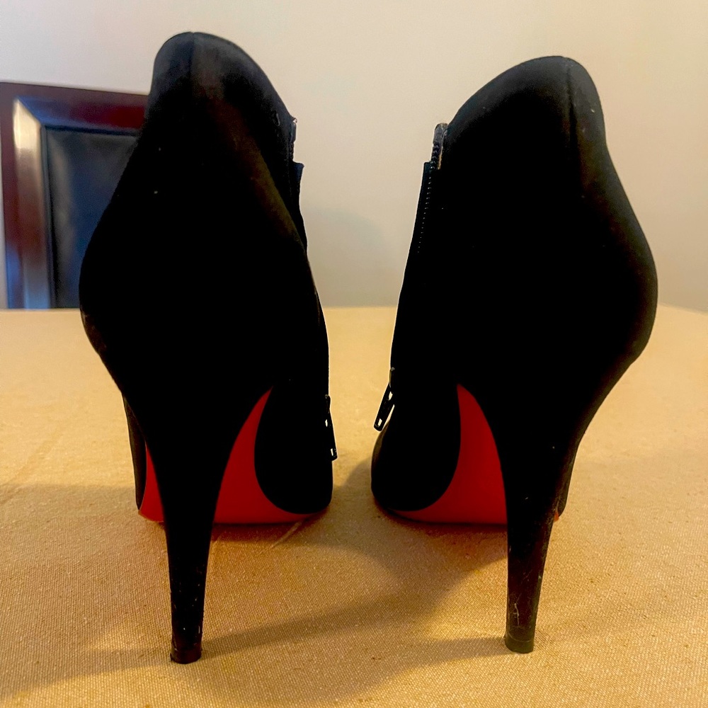 Christian Louboutin belle ankle boots 39